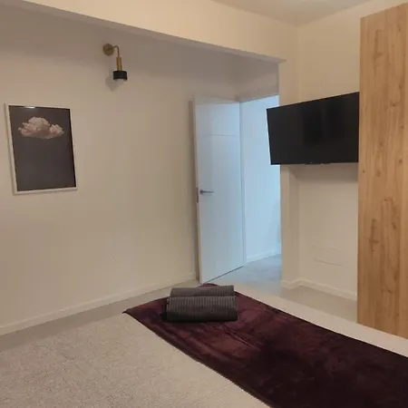 Apartmán A 2 Minutos De La Playa - Casa Nova *